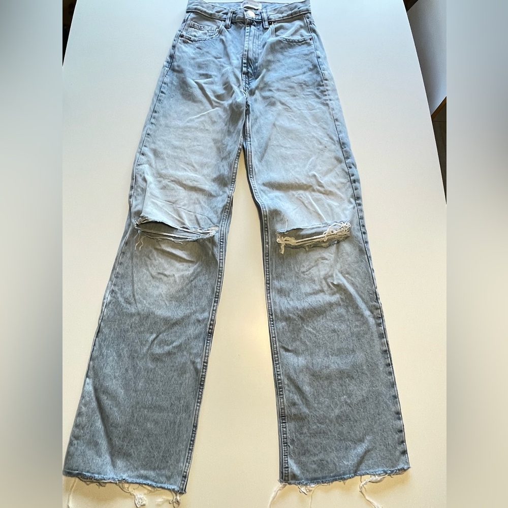 Zara 90s Relaxed Tall High Rise Flare Leg Jeans | Light Wash Distressed - Picture 2 of 9